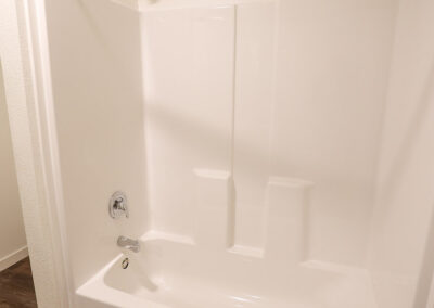 singlewide mobile bathtub